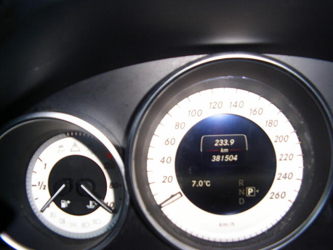 Mercedes E 250 2,1 CDI 2014 r 204 KM 4 Matic