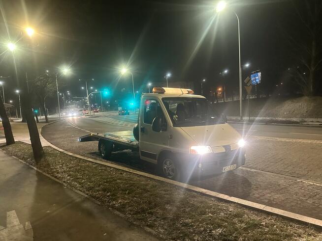 Pomoc Drogowa Kielce 24H M-HOL