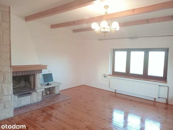 Dom, siedlisko( gmina Łabunie). Działka 25 arów