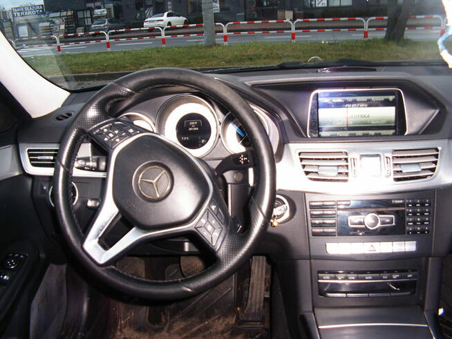 Mercedes E 250 2,1 CDI 2014 r 204 KM 4 Matic