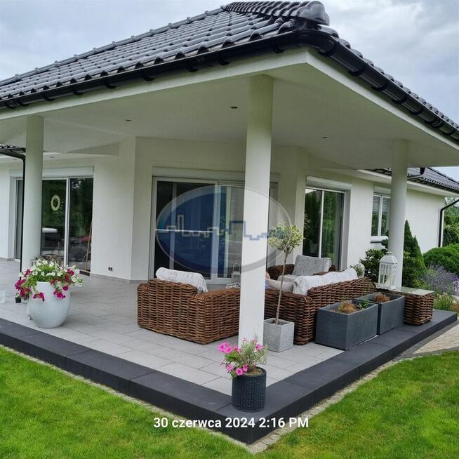 Wyjątkowy Dom położony w zacisznym miejscu Droszków koło ZG