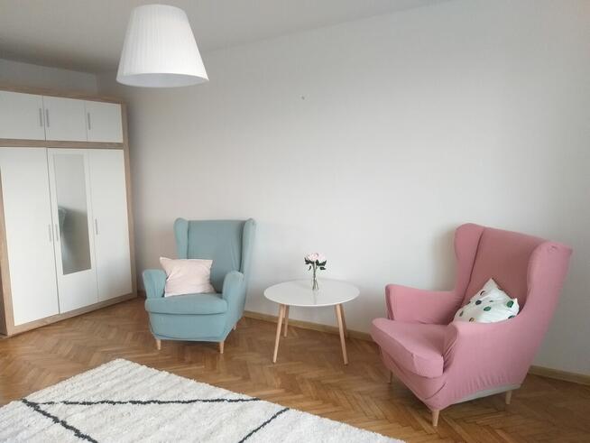 Klimatyczne mieszkanie 2 pokojowe przy metrze Praga Pólnoc