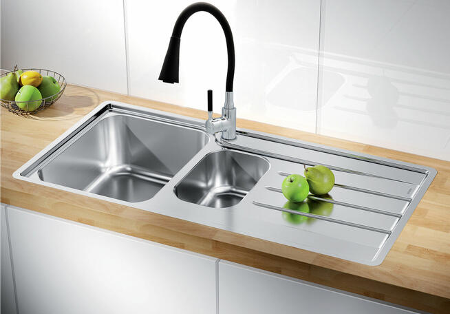 Bateria kuchenna elastyczna wylewka stojąca Czarna / Chrom