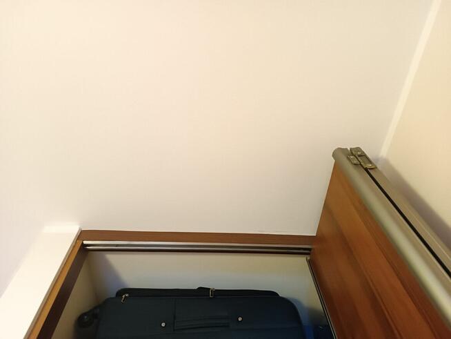 Poszukuję stolarza do remontu mebli