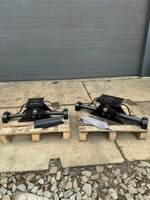 Zawias hydrauliczny do wspawania do koparki 3,6-5,5t