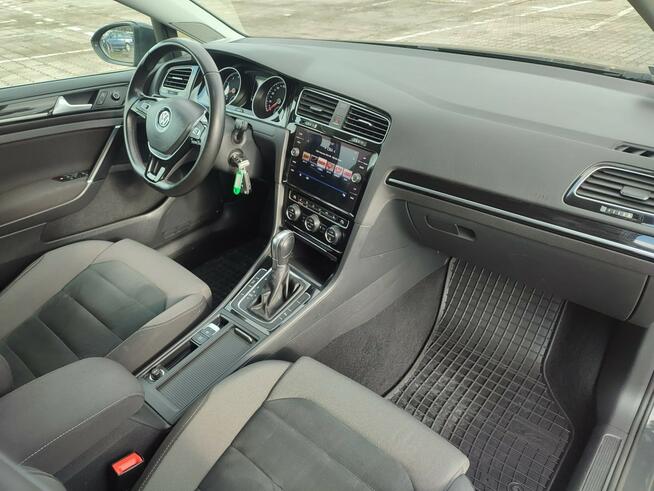Volkswagen Golf Salon Polska bezwyoadkowy