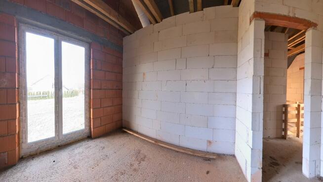 Dom w Stanie Surowym Zamknietym