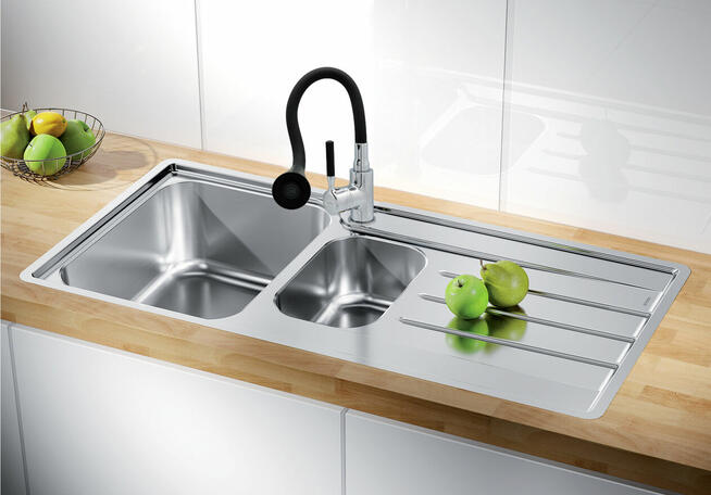 Bateria kuchenna elastyczna wylewka stojąca Czarna / Chrom