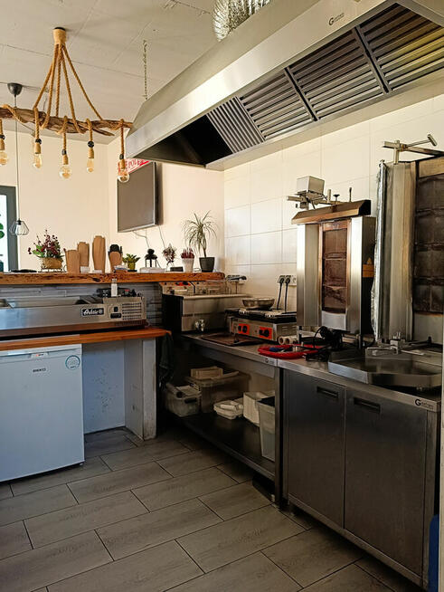 Odstąpię / Sprzedam Gotowy Biznes Lokal Gastronomiczny Kebab