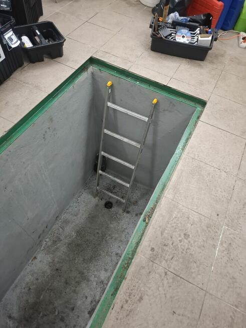 Garażek - samoobslugowy warsztat na godziny