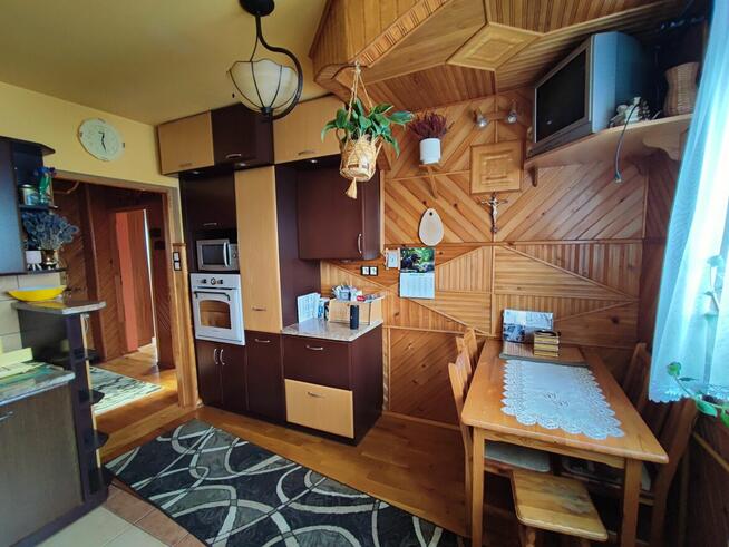 Dom wolnostojący 240 m² z działką 7,21 ara – Strzyżów