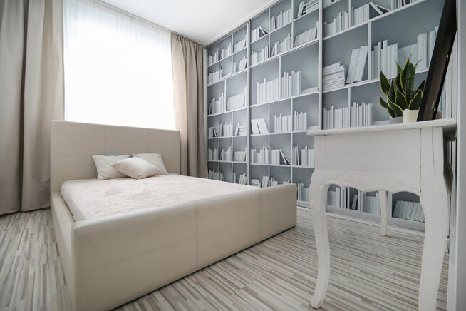 W pełni umeblowane | 3 pokoje | Garaż | Metro