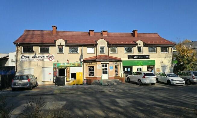 Lokal handlowy/gastronomiczny - parter budynku