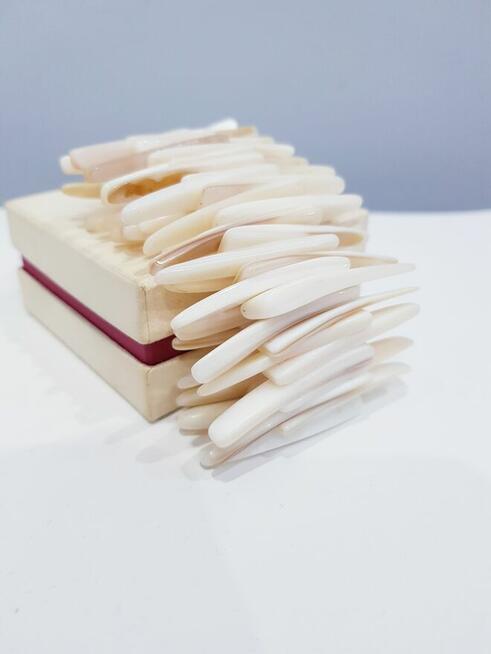 Beżowo-brązowa bransoletka z masy perłowej