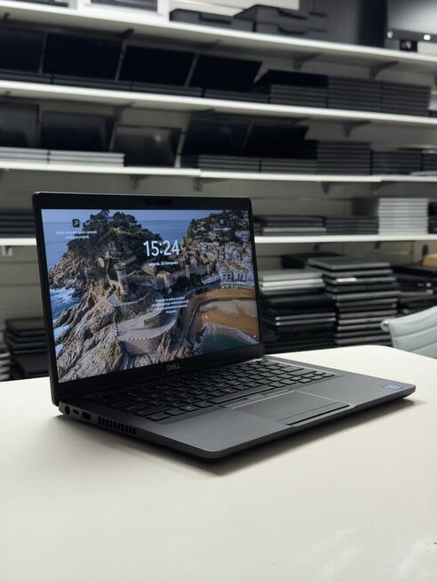 Dell Latitude 5400 14,1 i7-8gen 16GB RAM 256GB SSD FullHD I