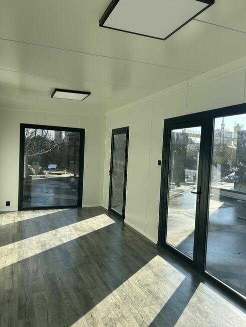 Pawilon Biurowy Kontener Handlowy 8x3 z wc Usługowy PREMIUM