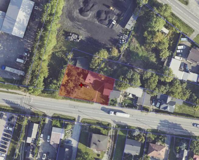 Dom z działką usługową 692 m2 przy ul. Stacyjnej