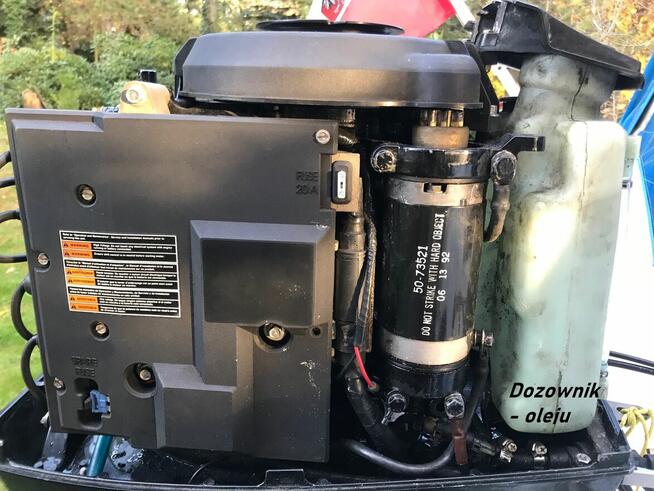 sprzedam jacht motorowy kabinowy z przyczepą p/ł i silnikiem