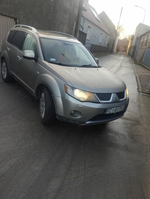 mitsubishi 22 dizel 7 osobowy auto sprawne