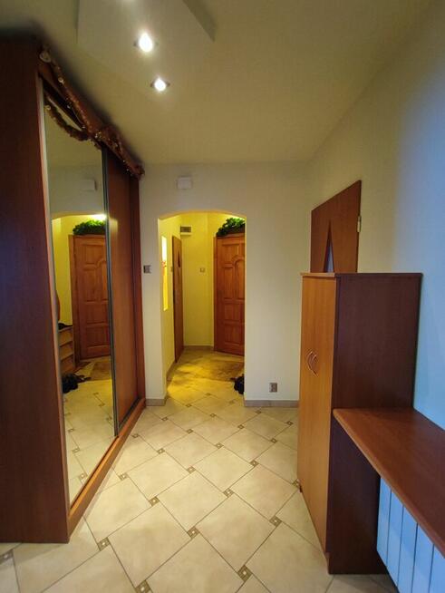 Dom wolnostojący 240 m² z działką 7,21 ara – Strzyżów