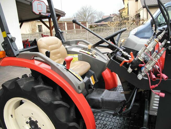 Mini Traktorek Yanmar EF220 22KM 4X4 Wspomaganie Rewers