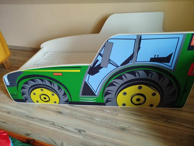 Łóżeczko dziecięce traktor