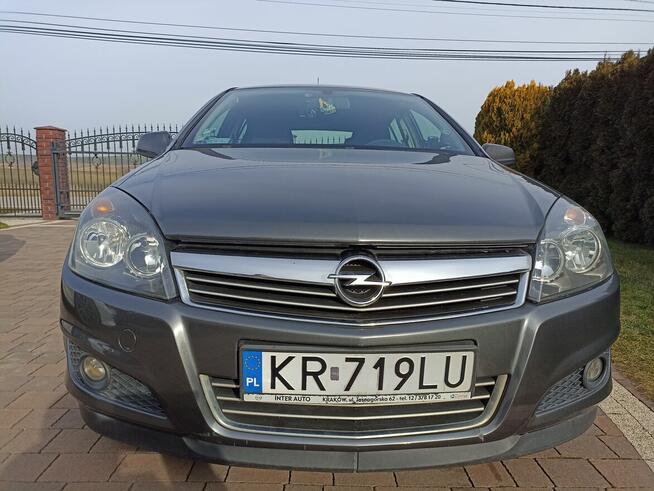 Opel Astra 1,7 2010