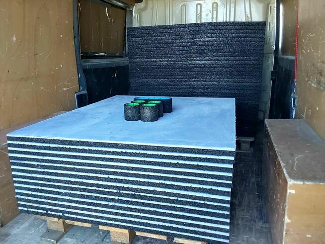 Linia płyt dźwiękochłonno - akustycznych