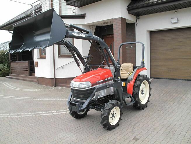 Mini Traktorek Yanmar EF220 22KM 4X4 Wspomaganie Rewers