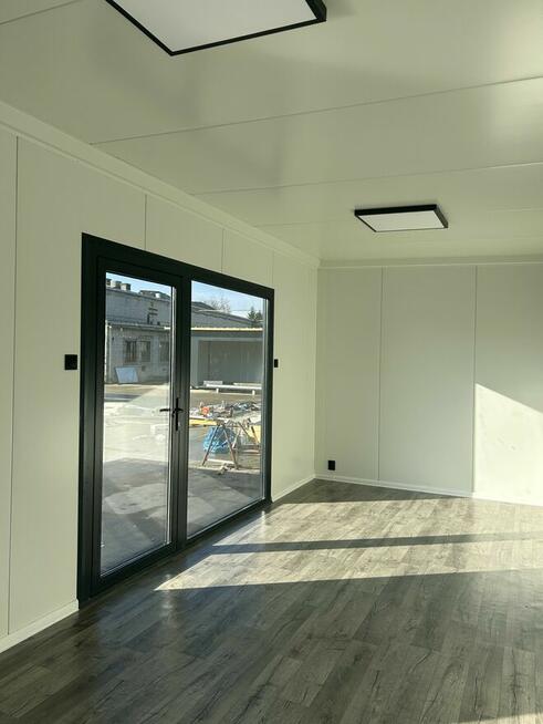 Pawilon Biurowy Kontener Usługowy 7x3 z klimatyzacją 21m2