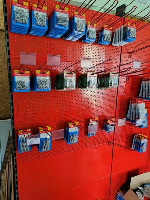 Śruby, nakrętki, pręty gwintowane , wkręty, tarcze i inne FA