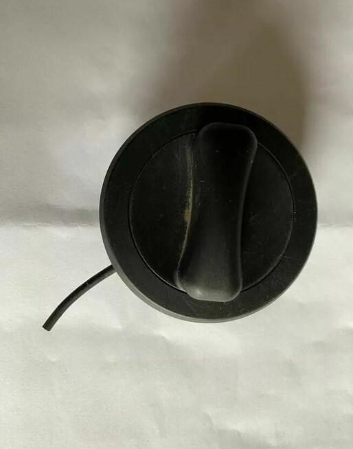 Oryginalny korek wlewu paliwa do Mercedes-Benz