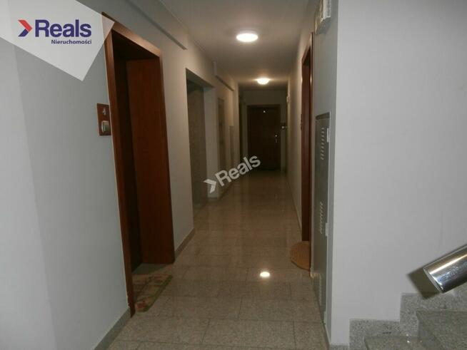 Super lokal, świetna lokalizacja, blisko METRO