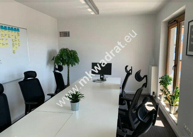 Biuro 130 m - Mokotów super skomunikowane.