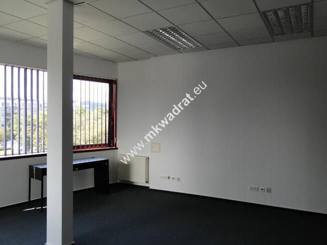 Blisko Galerii Mokotów powierzchnia biurowa.
