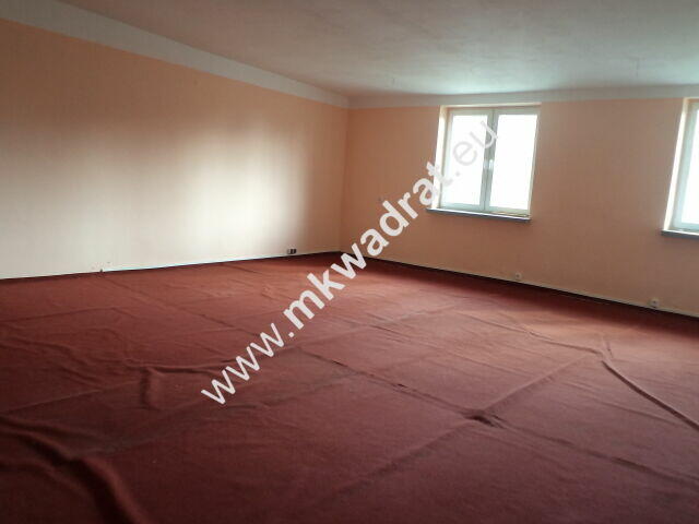 Do wynajęcia magazyn+biuro o łącznej pow.500 m2