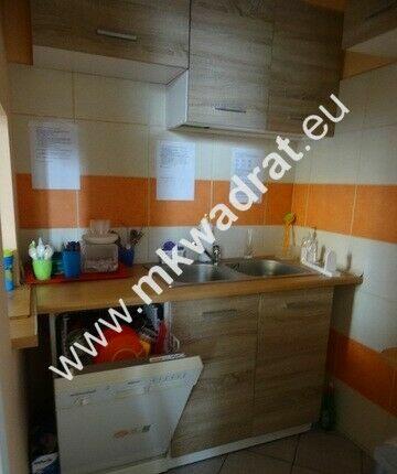 Dom po kapitalnym remoncie w centrum Błonia