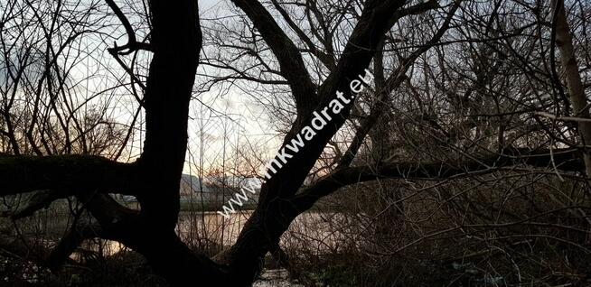 Atrakcyjna działka budowlana w centrum Jaktorowa