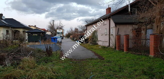 Atrakcyjna działka budowlana w centrum Jaktorowa