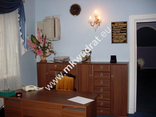 Żabia Wola zabytkowy dwór z XIX w. mkwadrat.eu