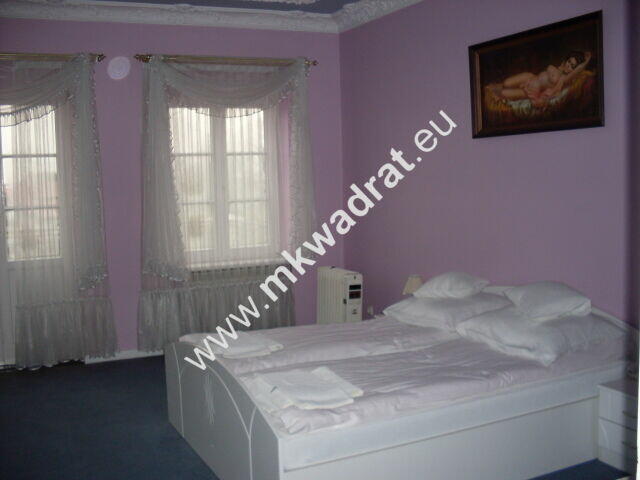 Żabia Wola zabytkowy dwór z XIX w. mkwadrat.eu