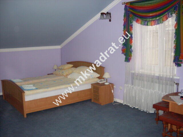 Żabia Wola zabytkowy dwór z XIX w. mkwadrat.eu