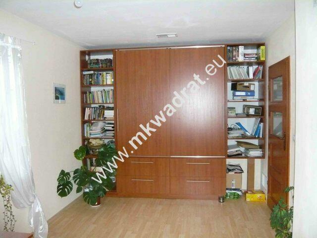 Dom parterowy z poddaszem do zaadaptowania