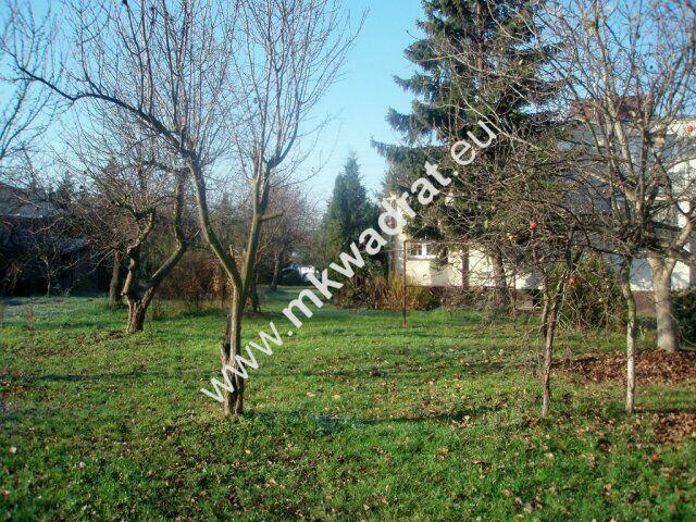 Dom parterowy+poddasze dla firmy lub rodziny