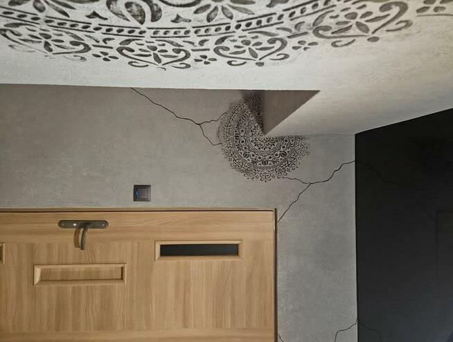 MALOWANIE/SZPACHLOWANIE/TYNKI DEKORACYJNE/GLAZURA I INNE