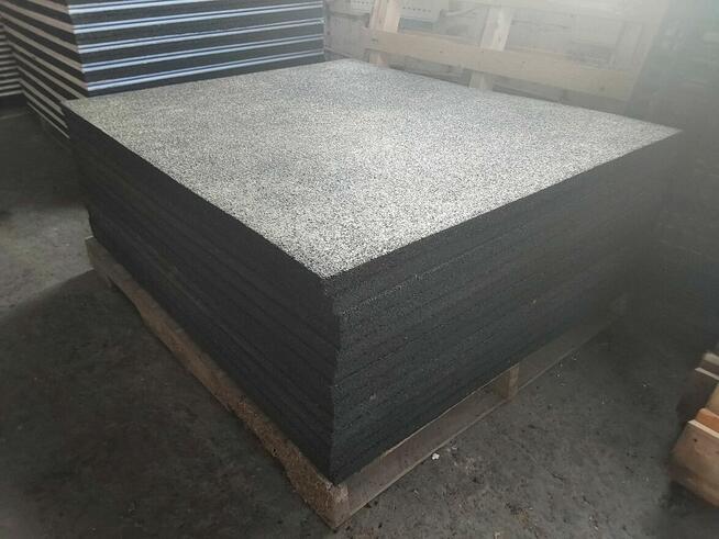 Linia płyt dźwiękochłonno - akustycznych