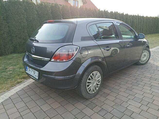 Opel Astra 1,7 2010
