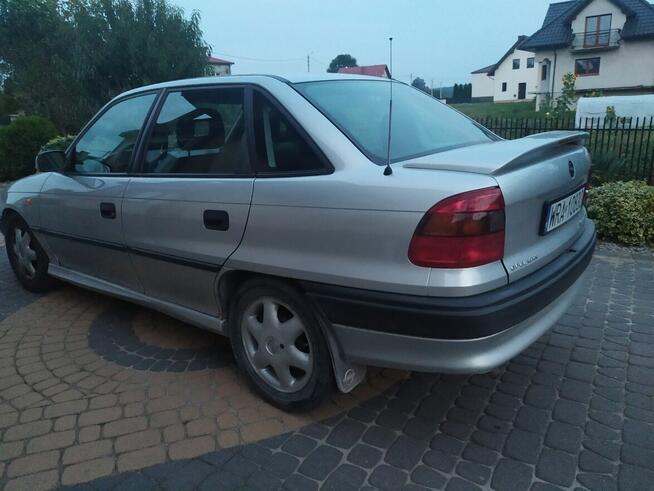 Sprzedam Opla Astrę