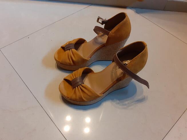 Sandalki damskie zamszowe