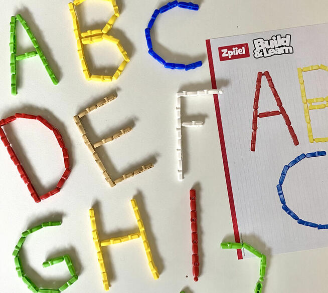 Zpiiel Klocki Edukacyjne Build & Learn Alfabet